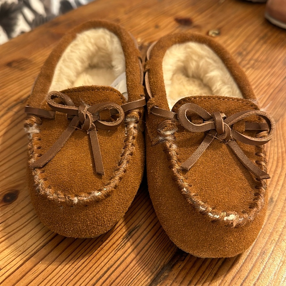NWOT crewcuts Sherpa lodge slipper
